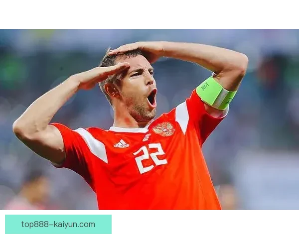 斯洛伐克在世界杯阶段表现稳健，成功晋级16强展示实力