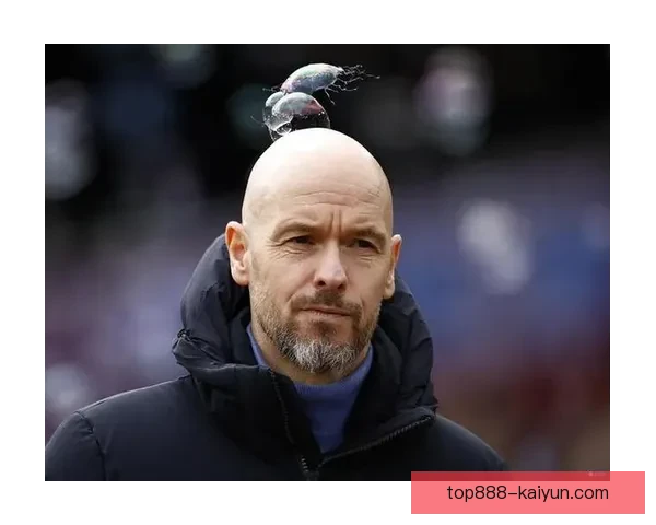 滕哈赫反击体系展现出持续提升的战术执行力和球员配合默契