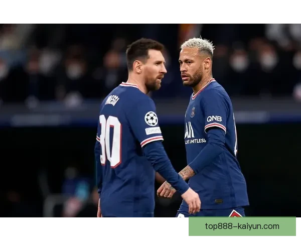 内马尔与维尼修斯合作展现出强烈默契，球队表现值得关注