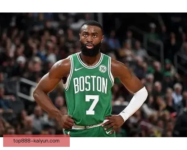 维克托·奥斯梅恩状态回暖，近期表现稳健令人期待